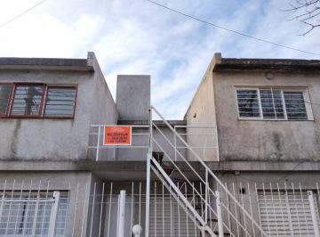 Departamento de 4 ambientes, Córdoba · Barrio Los Granados, Departamento Planta Alta Para Alquilar