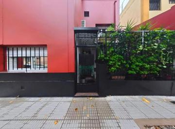 Casa · 110m² · 4 Ambientes · Venta Casa 4 Amb. en Flores, Refaccionada