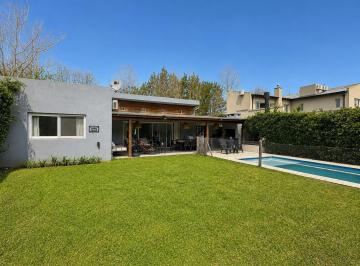 Casa · 105m² · 4 Ambientes · 2 Cocheras · Casa en Venta - El Atardecer - Rincon de Milberg