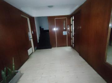Departamento de 2 ambientes, Rosario · Amplio Departamento un Dormitorio Mendoza y Moreno