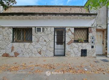 Casa · 78m² · 3 Ambientes · Venta | Permuta - Casas de 1 y 2 Dorm. - 2 Propiedades Separadas - Barrio Echesortu, Rosario.