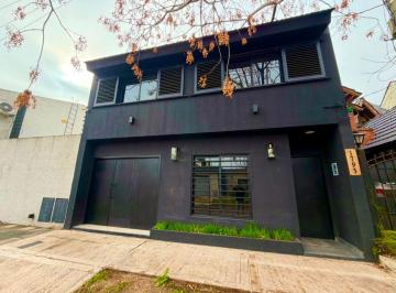 Casa de 4 ambientes, Morón · Casa de 4 Ambientes Reciclada a Nuevo en Castelar