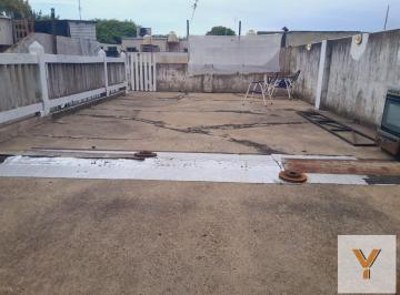 Terreno · 150m² · 4 Ambientes · Terreno en Venta - 3 Dorm. 2 Baños - 800 m - Agronomia