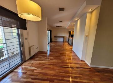 Departamento · 114m² · 4 Ambientes · 1 Cochera · Piso de 4 Ambientes con Cochera