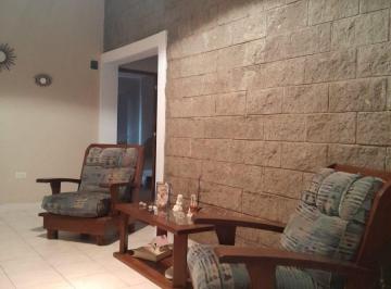 Casa · 158m² · 6 Ambientes · 2 Cocheras · Vende Casa 2 Plantas - San Luis
