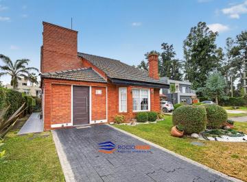 Casa · 170m² · 5 Ambientes · 1 Cochera · Casa en Venta en Country Banco Provincia, Francisco Alvarez