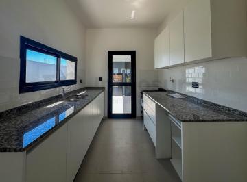 Casa · 75m² · 2 Dormitorios · 1 Cochera · Duplex en Venta 2 Dorm Planta Baja Pampas de Manantiales