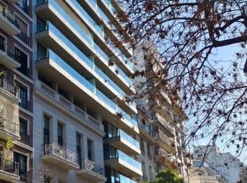 Departamento · 190m² · 4 Ambientes · 1 Cochera · Departamento - Recoleta