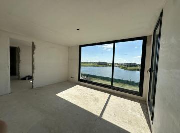 Casa · 282m² · 6 Ambientes · 2 Cocheras · Casa en Venta, Frente Al Lago, en Amarras