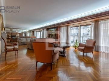 Departamento · 250m² · 5 Ambientes · 2 Cocheras · Venta Piso de 5 Ambientes con Dependencia, Apto Credito, en Recoleta