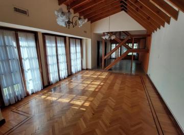 imagen1 · Casa 3 Dorm. 253 m² Cubiertos