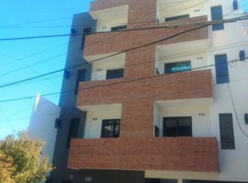 Departamento · 40m² · 1 Dormitorio · Bº Gral Paz: Depto de 1 Dor. C/balcon C/asador!
