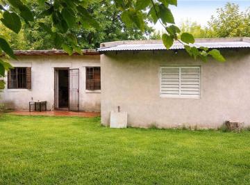 Casa · 90m² · 3 Ambientes · Venta Casa con Amplio Lote en Gral Rodriguez
