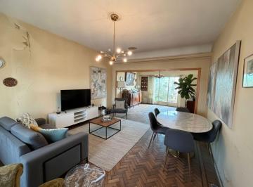 Casa de 5 ambientes, Floresta · Venta Amplia Casa 5 Amb con Balcón, Patio y Cochera