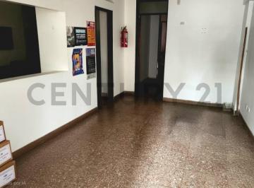 Oficina comercial · 90m² · 3 Ambientes · Local Oficina en Venta en La Plata