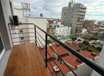 Departamento · 26m² · 1 Ambiente · Alquiler - Monoamb con Balcón a Estrenar - Zona La Perla