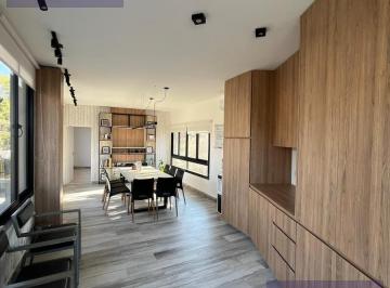 Oficina comercial · 56m² · 2 Ambientes · 1 Cochera · Oficina en Alquiler - Espacio Lamas Yb (Saavedra Lamas 250)