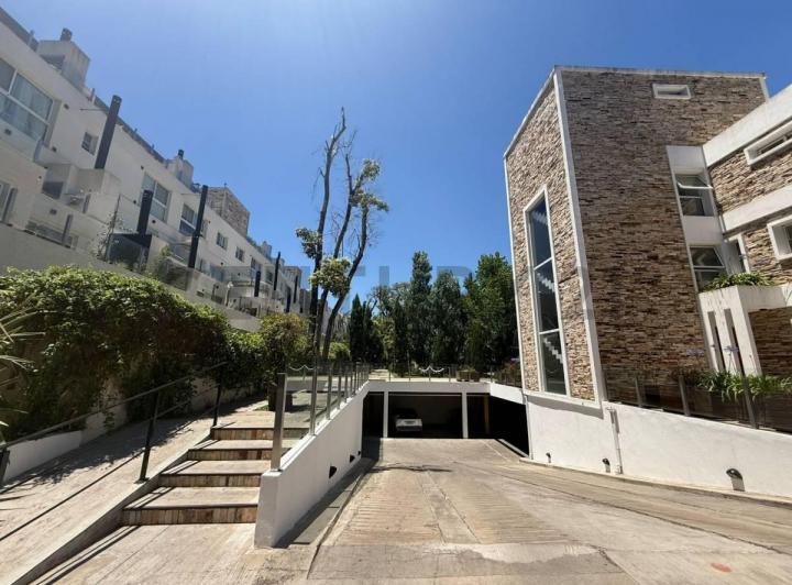 Departamento · 70m² · 3 Ambientes · 1 Cochera