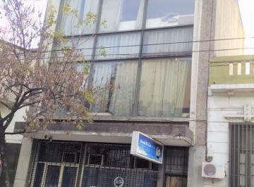 Depósito · 281m² · Exc Depósito / Salón Para Uso Comercial /textil, Gimnasio Etc 280 m Aprox en 2 Plantas Sin Expens
