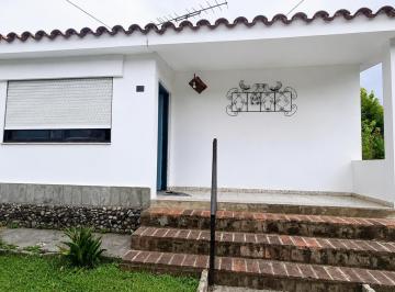Casa de 5 ambientes, Villa Carlos Paz · Casa en Venta - Villa Carlos Paz