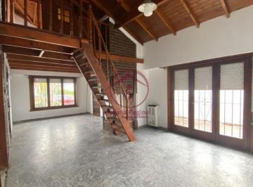 Casa · 115m² · 4 Ambientes · 1 Cochera · Venta Casa 4 Amb. /puan y Posadas