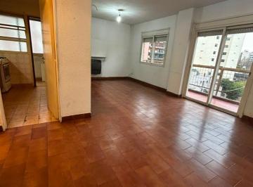 Departamento de 2 ambientes, Lanús · Departamento Dos Ambientes con Balcón en Alquiler Lanús Oeste