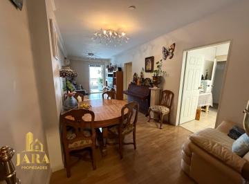 Departamento · 100m² · 4 Ambientes · Alquiler Departamento 4 Ambientes en Avellaneda Centro con Cochera