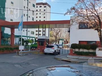 Departamento · 76m² · 4 Ambientes · 1 Cochera · Departamento en Lasflores1600