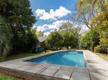 Quinta vacacional · 61m² · 2 Dormitorios · 1 Cochera · Quinta Sobre Arroyo Leyes con Salida a La Laguna