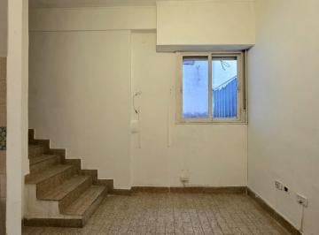 Departamento · 28m² · 2 Ambientes · Senillosa Al 200 - Departamento de 2 Ambientes Apto Vivienda o Profesional - por Escalera