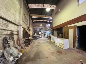 Bodega-Galpón · 242m² · Galpon C/ Vivienda en Venta - Jose Leon Suarez