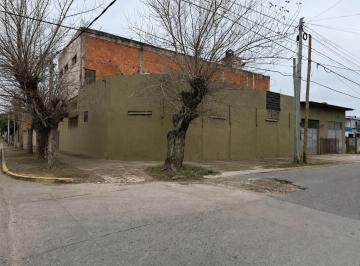Bodega-Galpón · 884m² · Galpon en Tres Plantas en Monroe 1080 (Temperley)