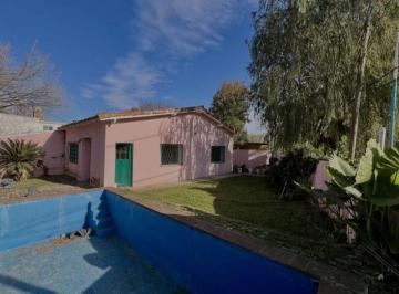 Casa · 133m² · 5 Ambientes · Venta Dos Casas Sobre Lote en Ingeniero Maschwitz