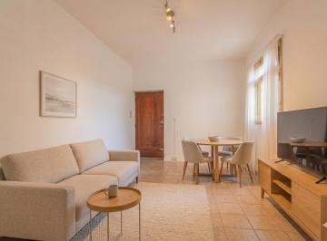 Departamento · 50m² · 3 Ambientes · PH de 3 Ambientes en Venta - Excelente Ubicación - Expensas Bajas - Vélez Sarsfield
