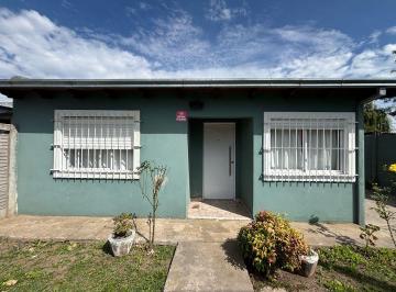 Casa · 56m² · 2 Ambientes · 1 Cochera · En Venta - Casa con Amplio Lote en Tandil