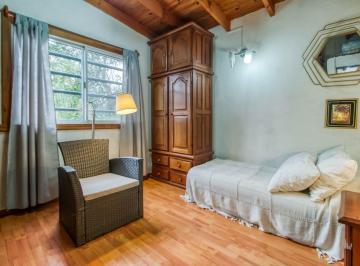 Casa · 192m² · 6 Ambientes · 2 Cocheras · Casas en Venta 3 Dorm. City Bell La Plata