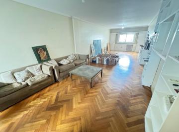 Departamento · 215m² · 4 Ambientes · 4 Ambientes en Recoleta Super Amplio Luminoso Vista Abierta