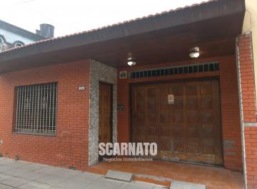 Casa · 160m² · 5 Ambientes · 1 Cochera · Venta Casa de 5 Ambientes en Pompeya