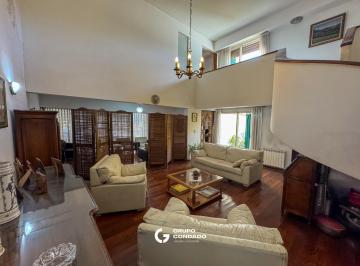 Casa · 268m² · 4 Ambientes · 1 Cochera · Venta Casa 4 Dorm. con Pileta y Cochera Doble Parque San Francisco