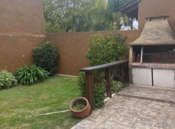 PH · 80m² · 4 Ambientes · PH en 45 E 147 y 148