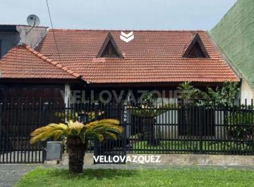 Casa de 8 ambientes, Lomas de Zamora · Casa en Lomas