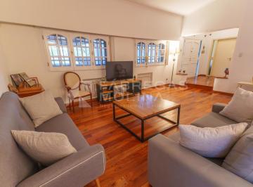 Casa · 350m² · 3 Ambientes · 7 Cocheras · ¡Venta! Casa en Cerro de Las Rosas - Toda en Una Planta ¡Apta Crédito!