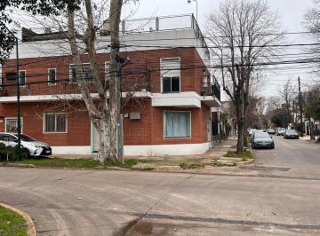 PH · 155m² · 4 Ambientes · PH en S. Isi. - Vias/rolon