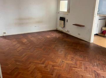 Departamento · 50m² · 2 Ambientes · Venta Depto.2amb - a Refaccionar - Bajas Exp. Barracas
