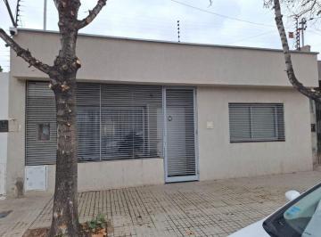 Casa de 1 ambiente, Godoy Cruz · Casa en Alquiler Para Rubro Geriátrico