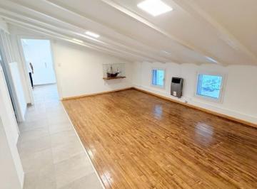 Oficina comercial · 130m² · 4 Ambientes · Amplio Piso de Oficina en Zona Puerto - Alquiler 24 Meses