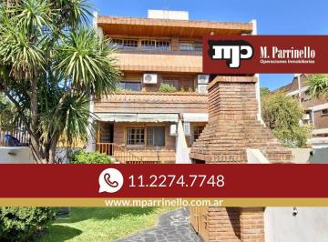 Casa · 347m² · 4 Ambientes · 2 Cocheras · Amplio y Luminoso Duplex en Florida