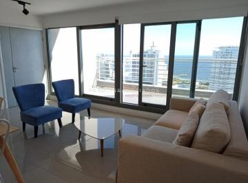 Foto1 · Penthouse de 1 Dormitorio en Venta en Alexander Boulevard, Punta del Este.