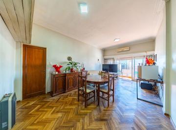 Departamento · 86m² · 5 Ambientes · Venta Departamento Buenos Aires 900