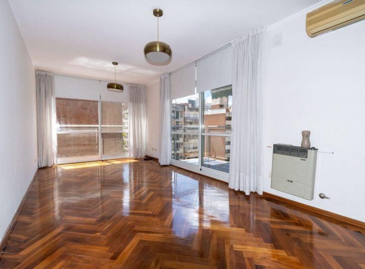 Departamento · 83m² · 4 Ambientes · 1 Cochera